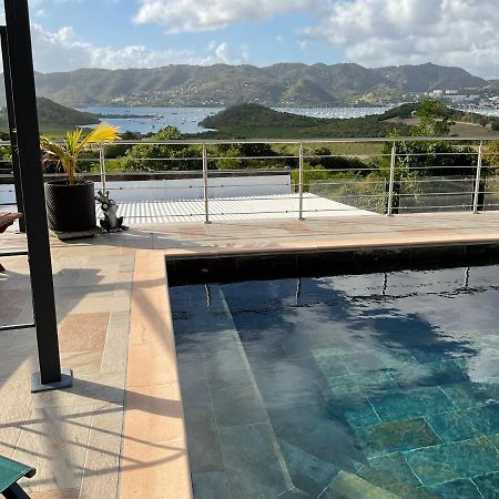 Bas De Villa Piscine Petit Versailles Sainte Anne Ngoại thất bức ảnh